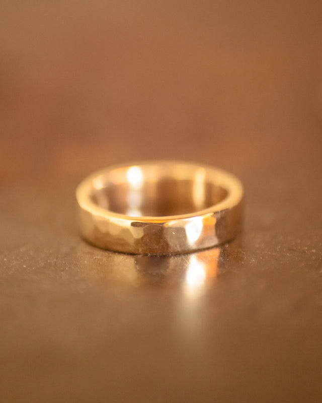 9k New Zealand Gold Hammered Ring - 5mm Wide